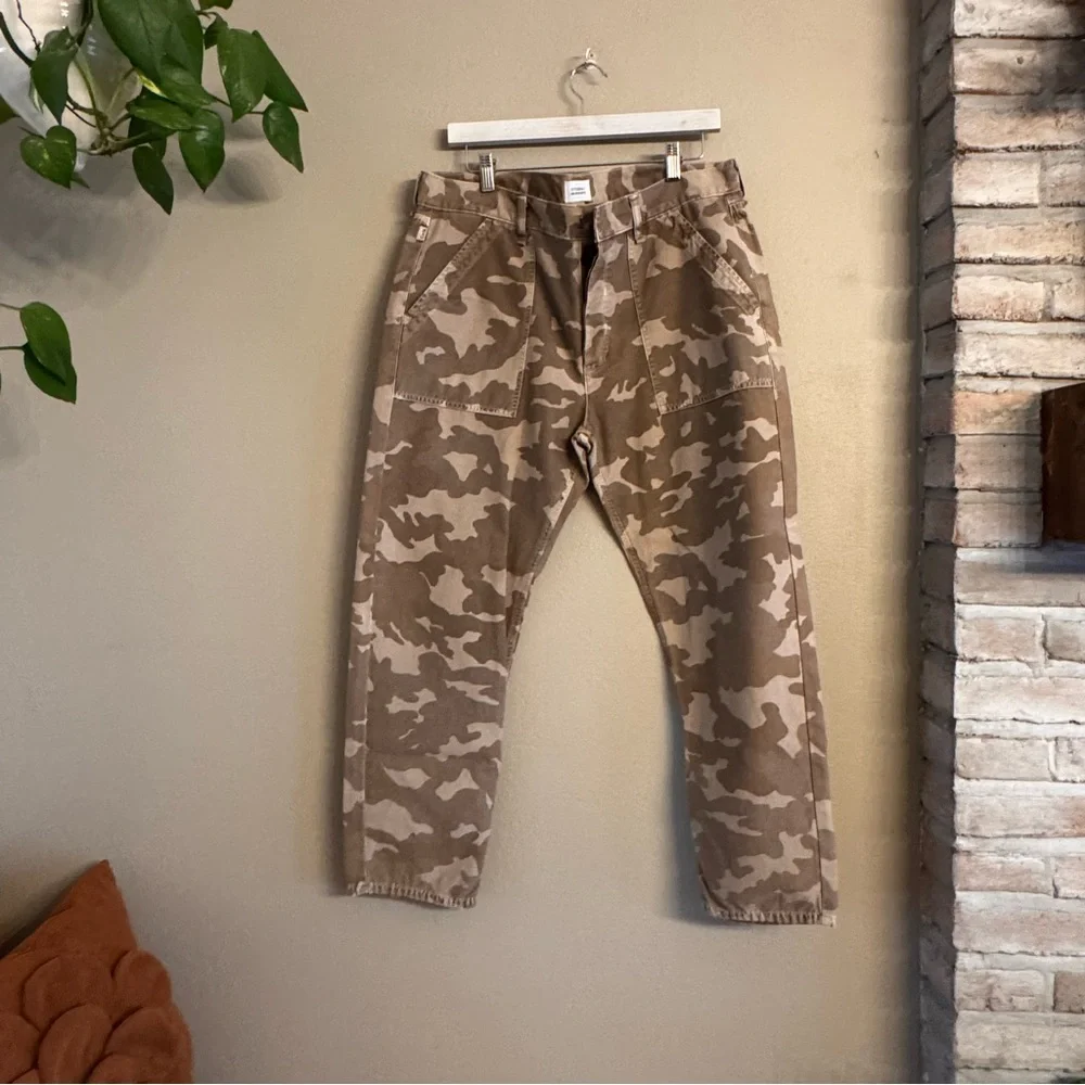 CITIZENS OF HUMANITY Leah Camo‎ Cropped Pants